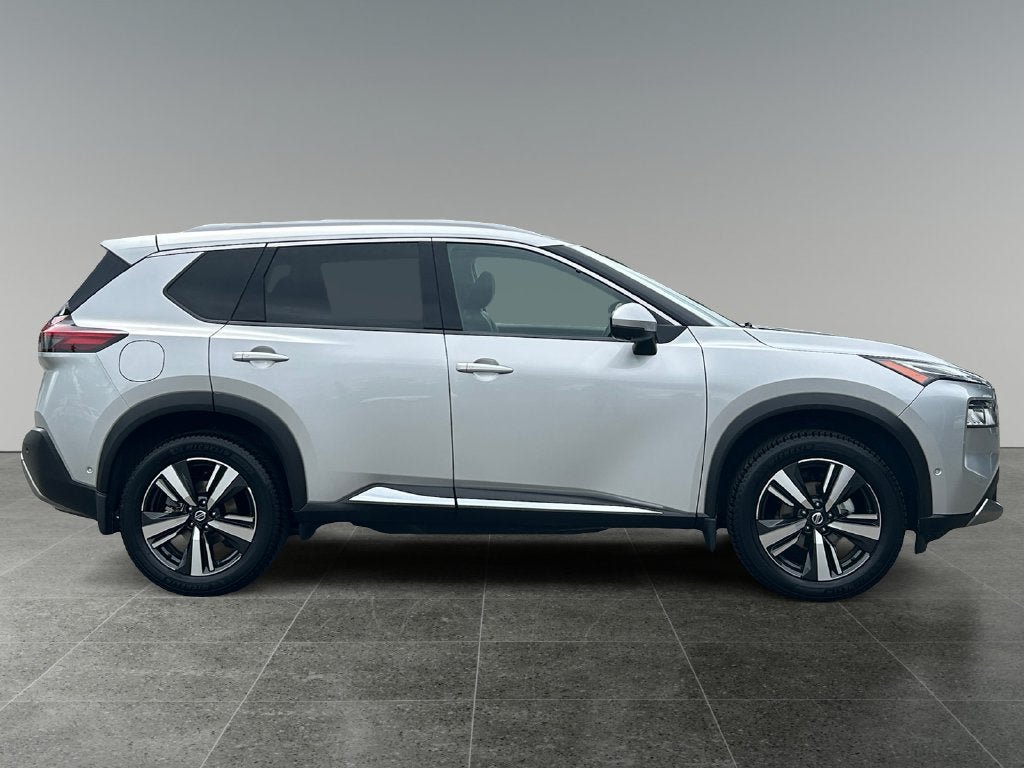 Used 2021 Nissan Rogue Platinum AWD/4WD image 11