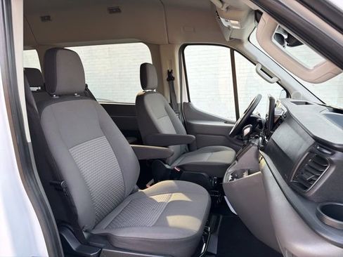 Used 2024 Ford Transit 350 XLT image 13