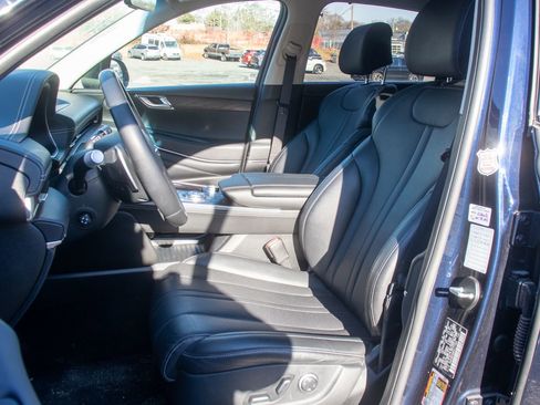 Used 2024 Genesis GV80 2.5T image 13