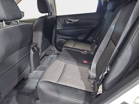 Used 2020 Nissan Rogue SV AWD/4WD image 17
