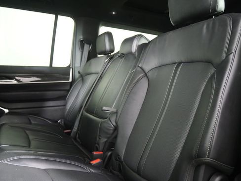 Used 2022 Jeep Wagoneer Series II w/ Premium Group I image 16