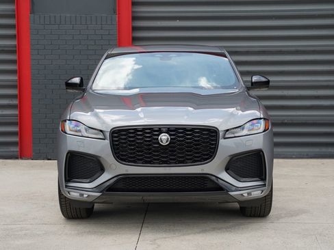 Used 2026 Jaguar F-PACE R-Dynamic S AWD/4WD image 2
