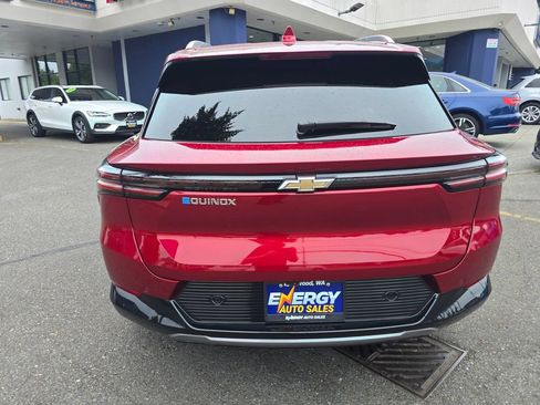 Used 2025 Chevrolet Equinox EV LT w/ Convenience Package FWD image 6