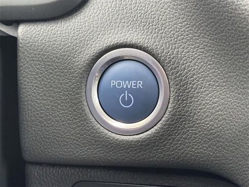 Used 2024 Toyota Tundra Limited image 21