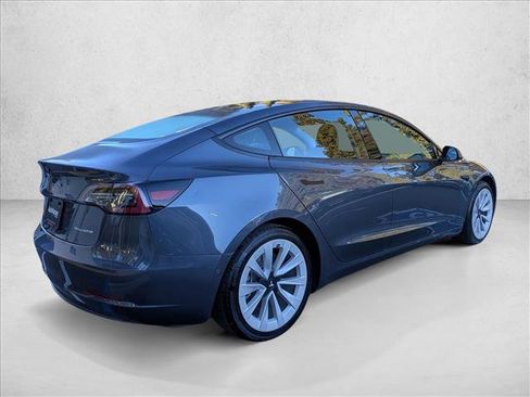 Used 2021 Tesla Model 3 Long Range image 4