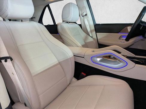 Certified 2025 Mercedes-Benz GLE 350 4MATIC image 20