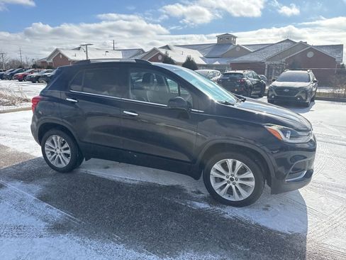 Used 2018 Chevrolet Trax Premier image 9