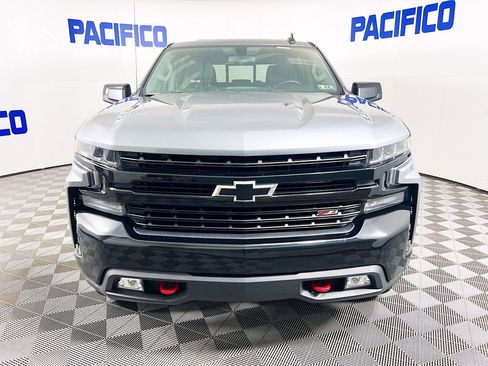 Used 2020 Chevrolet Silverado 1500 LT Trail Boss image 3