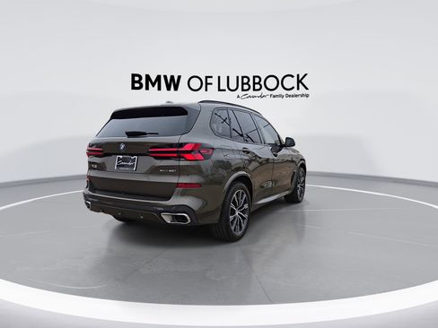 Certified 2024 BMW X5 xDrive40i w/ Executive Package image 8