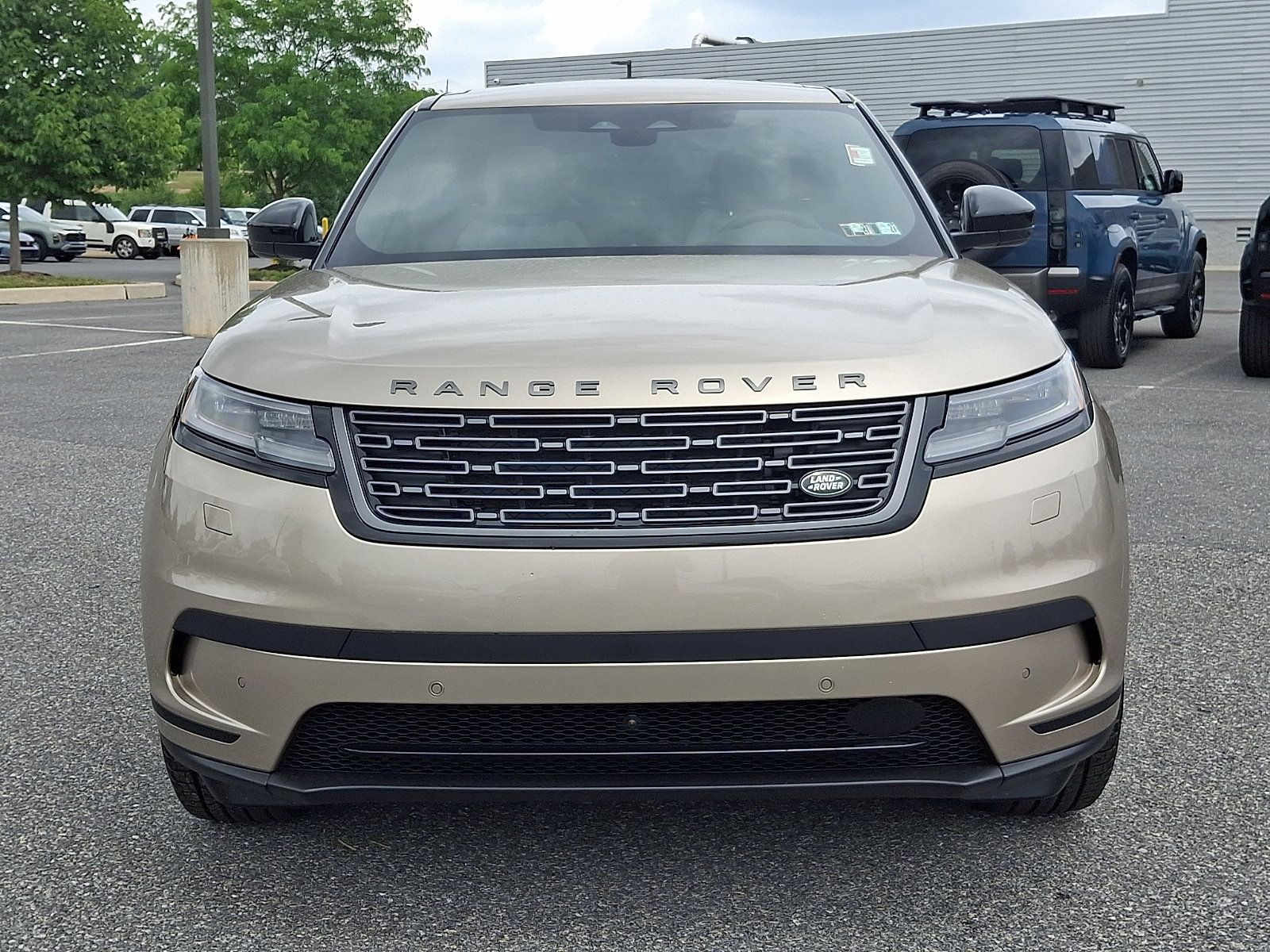 New 2026 Land Rover Range Rover Velar S AWD/4WD image 8