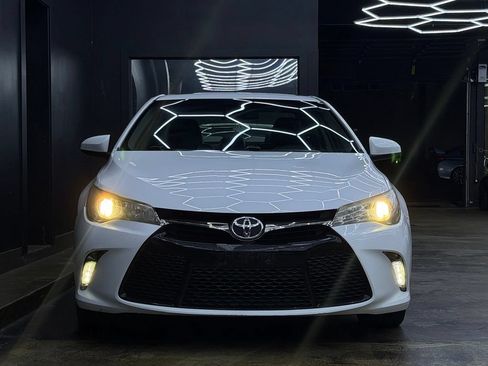 Used 2016 Toyota Camry XSE w/ Moonroof Package FWD image 4