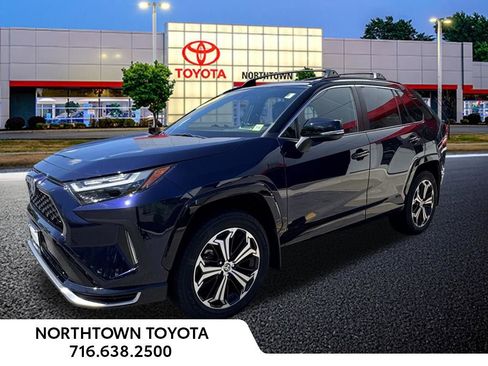 Used 2023 Toyota RAV4 XSE w/ Weather Package AWD/4WD image 1