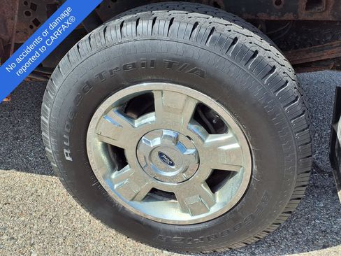 Used 2014 Ford F150 XLT w/ Equipment Group 301A Mid AWD/4WD image 10