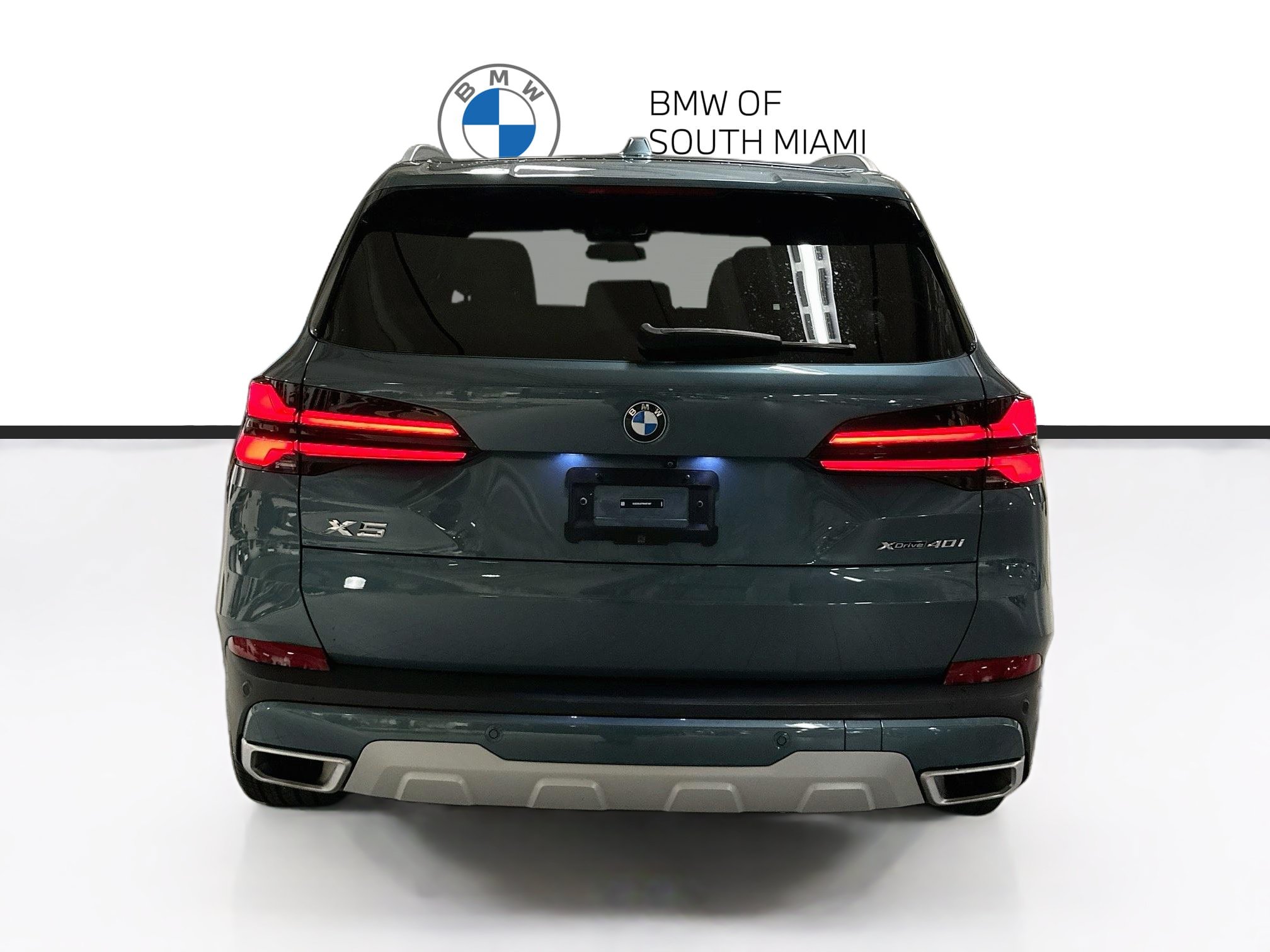 Certified 2024 BMW X5 xDrive40i w/ Parking Assistance Package AWD/4WD image 6