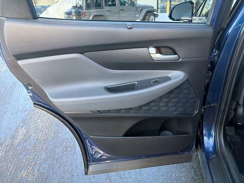 Used 2022 Hyundai Santa Fe SEL w/ Convenience Package image 19