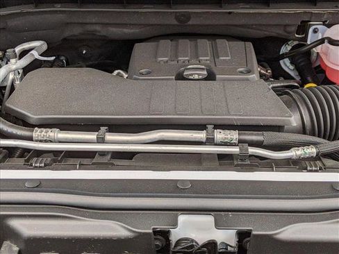 New 2025 Chevrolet Silverado 1500 LT image 16