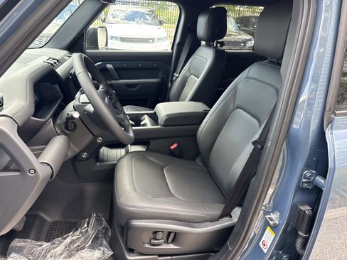 New 2026 Land Rover Defender 110 S AWD/4WD image 21