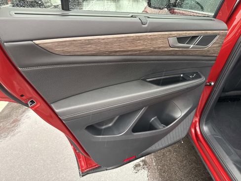 Certified 2025 Volkswagen Atlas SEL image 19