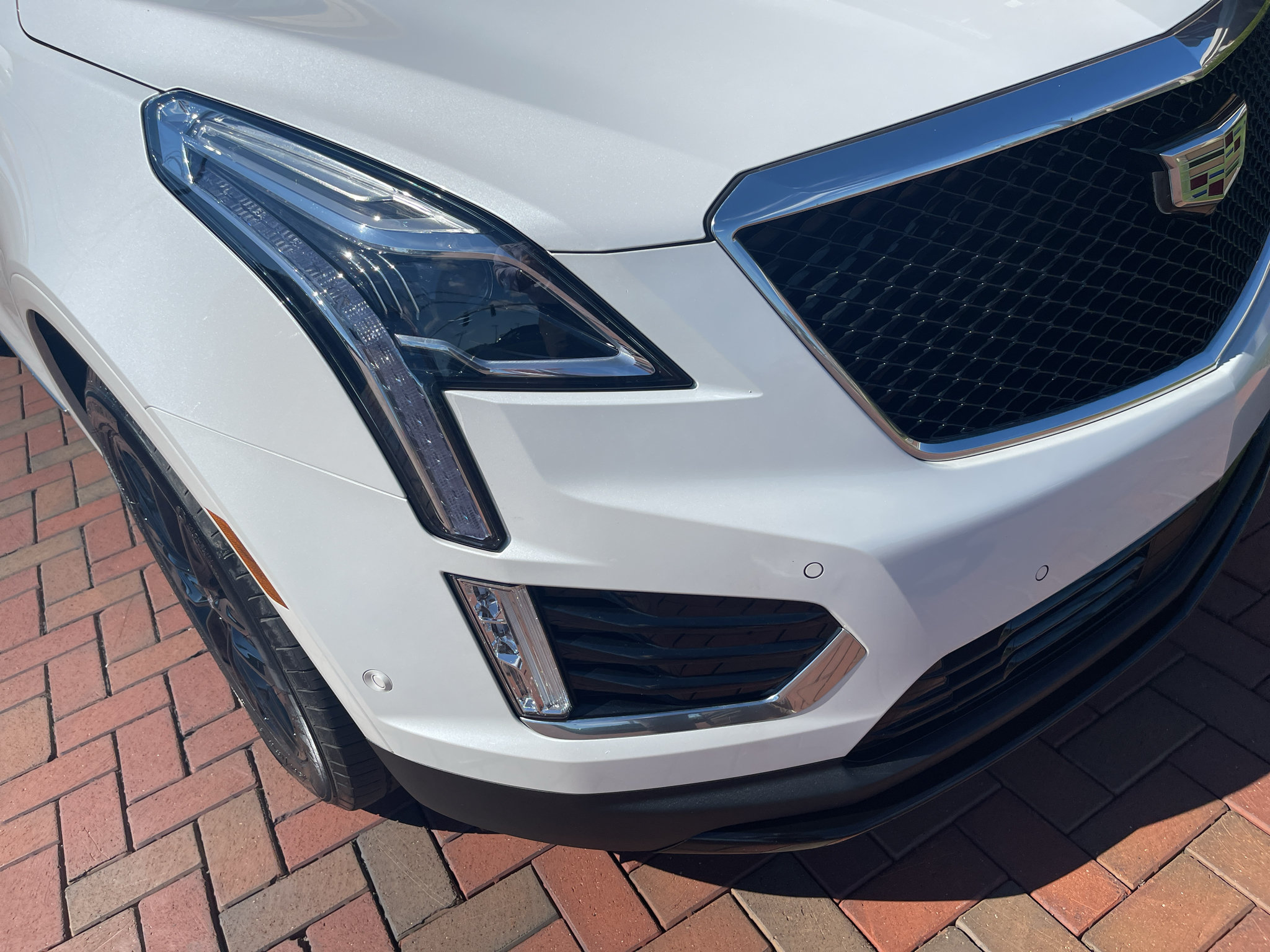 Used 2024 Cadillac XT5 Sportv w/ Technology Package AWD/4WD image 4