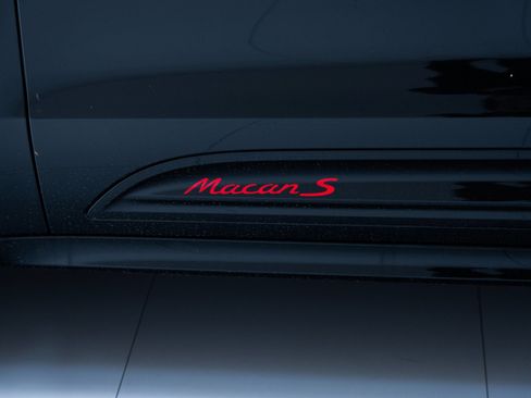 New 2026 Porsche Macan S image 13