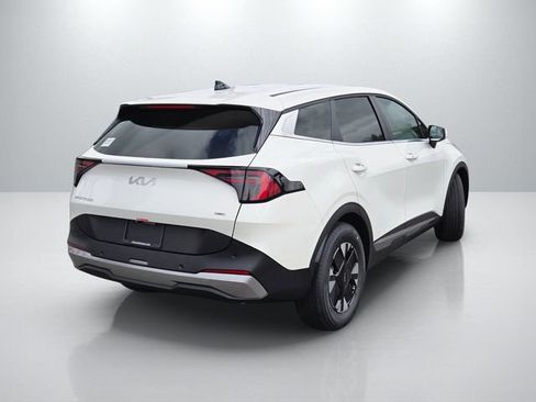 New 2026 Kia Sportage LX FWD image 4
