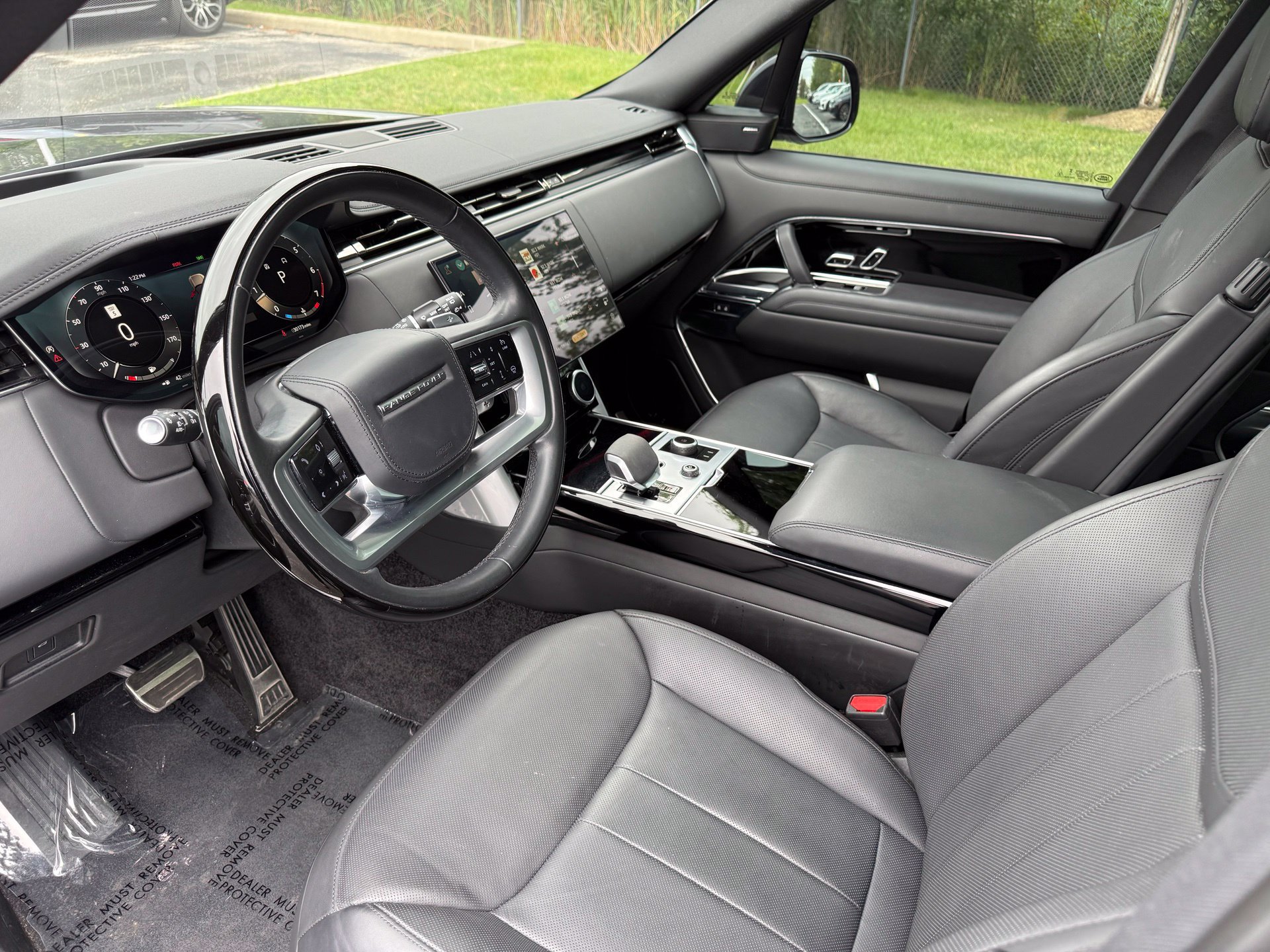 Used 2023 Land Rover Range Rover SE AWD/4WD image 17