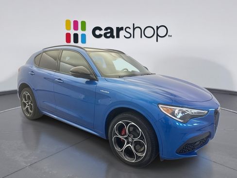 Used 2023 Alfa Romeo Stelvio Veloce AWD/4WD image 7