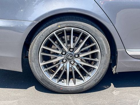 Used 2014 Lexus LS 460 w/ F Sport Package RWD image 10