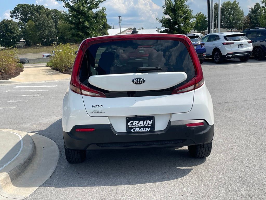 Used 2020 Kia Soul LX FWD image 6