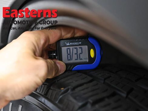 Used 2021 Subaru Ascent Limited w/ Technology Package AWD/4WD image 31