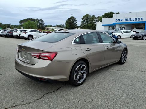 Used 2022 Chevrolet Malibu LT FWD image 5