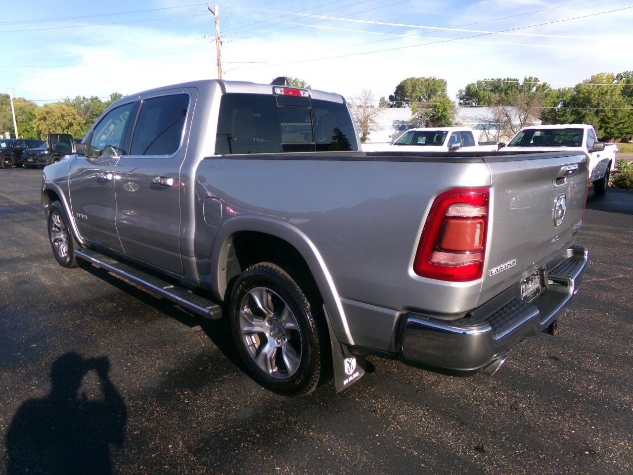 Used 2019 RAM 1500 Laramie AWD/4WD image 8