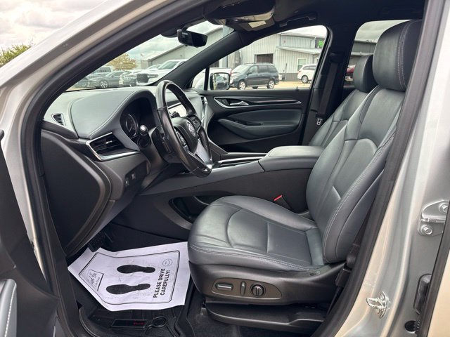 Used 2022 Buick Enclave Essence w/ Sport Touring Edition FWD image 14