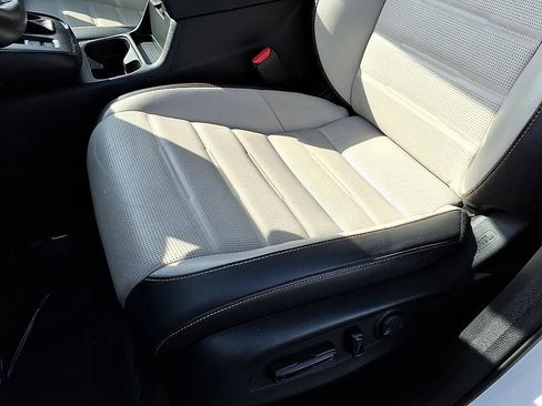 Used 2024 Honda CR-V Sport Touring image 17