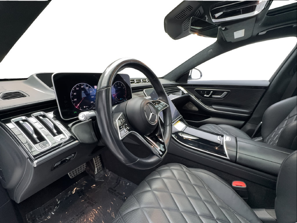 Used 2022 Mercedes-Benz S 500 4MATIC w/ AMG Line Package image 23