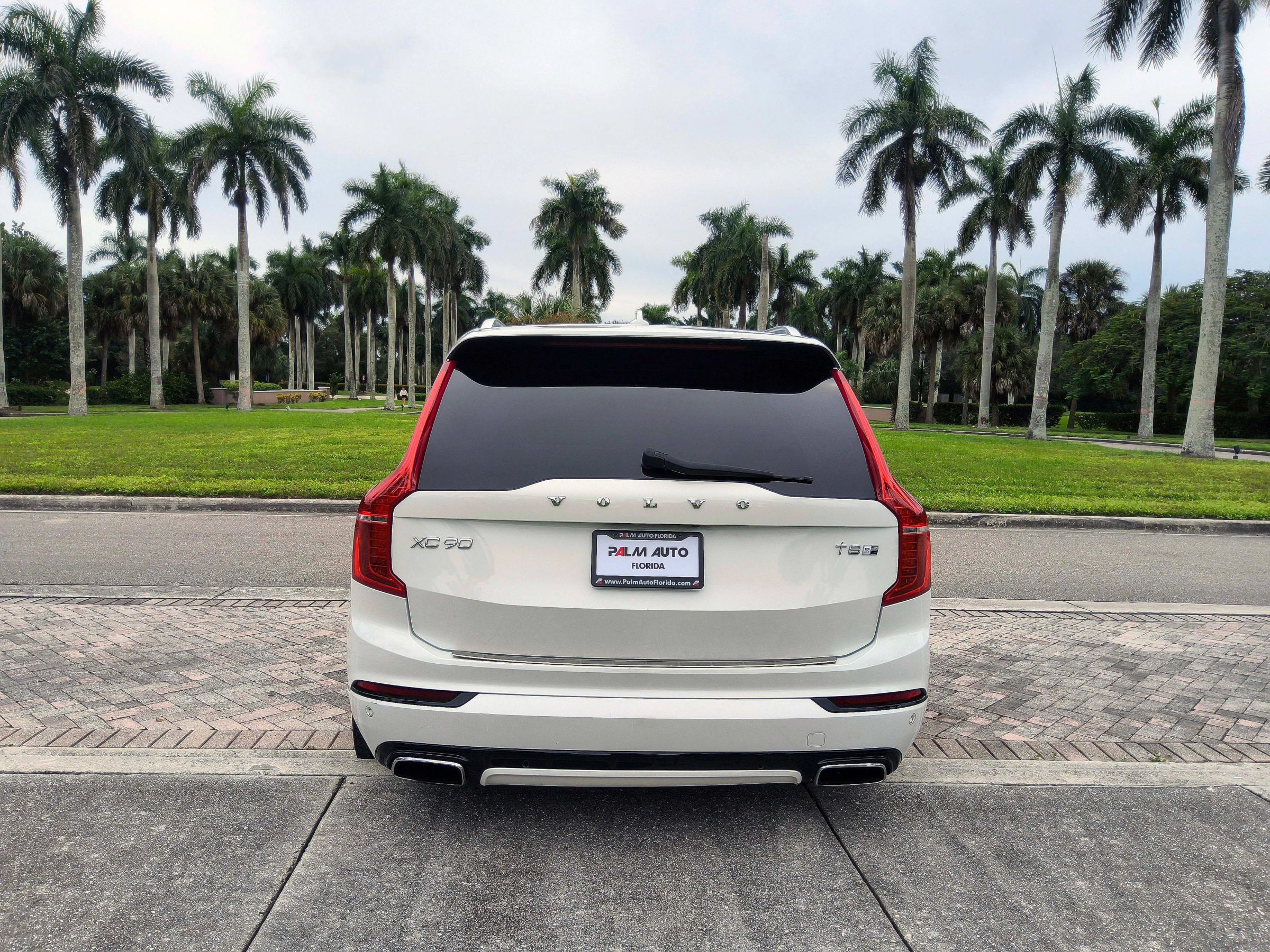 Used 2016 Volvo XC90 T8 R-Design AWD/4WD image 25