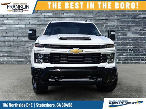 Used 2025 Chevrolet Silverado 2500 Custom w/ Custom Value Package image 8