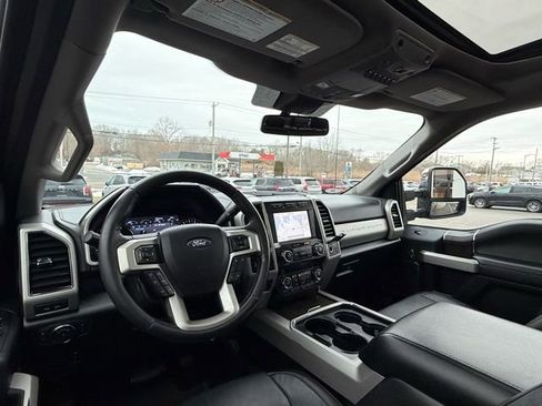 Used 2020 Ford F350 Lariat w/ Lariat Ultimate Package image 28