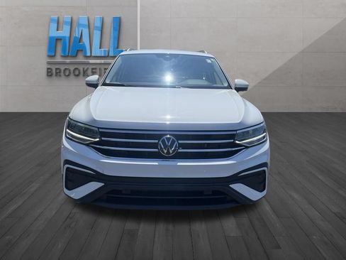 Certified 2024 Volkswagen Tiguan SE AWD/4WD image 8