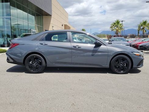 New 2026 Hyundai Elantra Sport FWD image 28