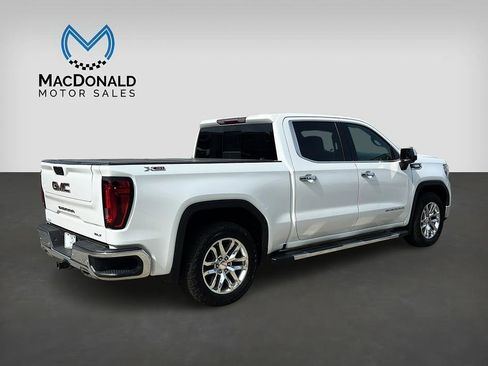 Used 2021 GMC Sierra 1500 SLT w/ SLT Premium Plus Package AWD/4WD image 7
