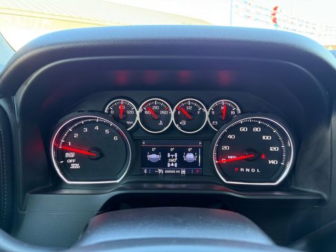 Used 2019 Chevrolet Silverado 1500 RST w/ All-Star Edition image 13