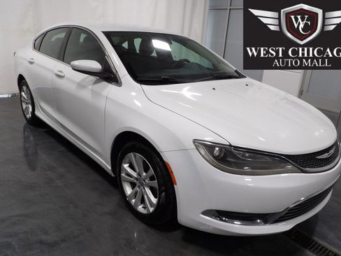Used 2016 Chrysler 200 Limited w/ Convenience Group FWD image 1