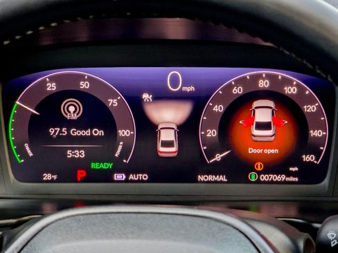 Used 2025 Honda Accord Sport image 42