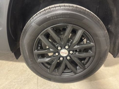 Used 2019 GMC Acadia SLT w/ LPO, Cargo Package image 29