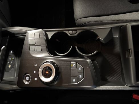 Certified 2026 Kia Sportage LX FWD image 25
