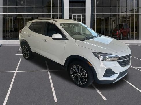 Used 2023 Buick Encore GX Select AWD/4WD image 4