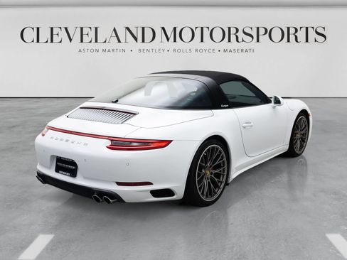 Used 2018 Porsche 911 Targa 4S AWD/4WD image 10