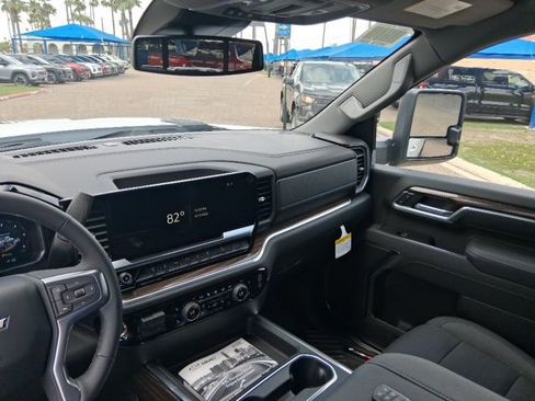 New 2026 Chevrolet Silverado 2500 LT w/ Texas Edition AWD/4WD image 9