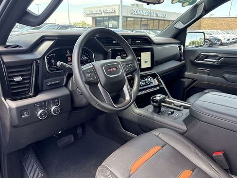 Certified 2023 GMC Sierra 1500 AT4 w/ AT4 Premium Package AWD/4WD image 10